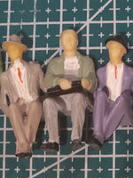 10 Pack Sitting Figures 1:30 Scale
